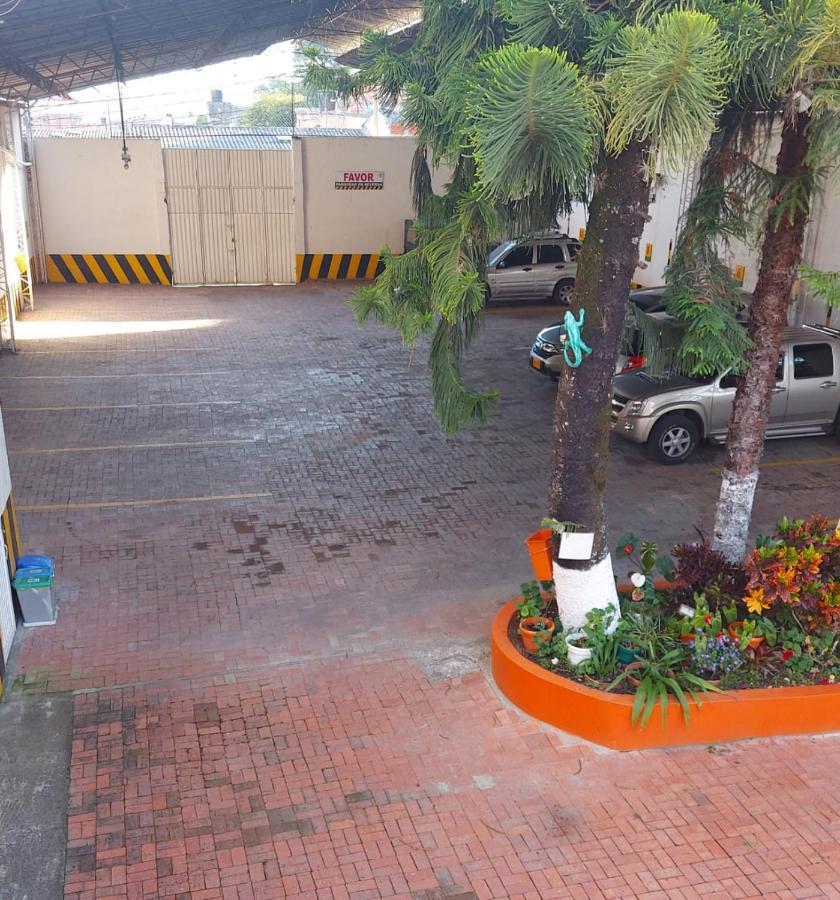 Hotel Emperador Barbosa  Esterno foto