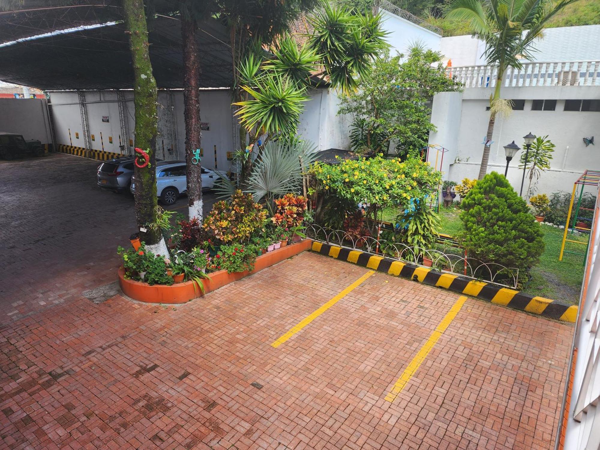 Hotel Emperador Barbosa  Esterno foto