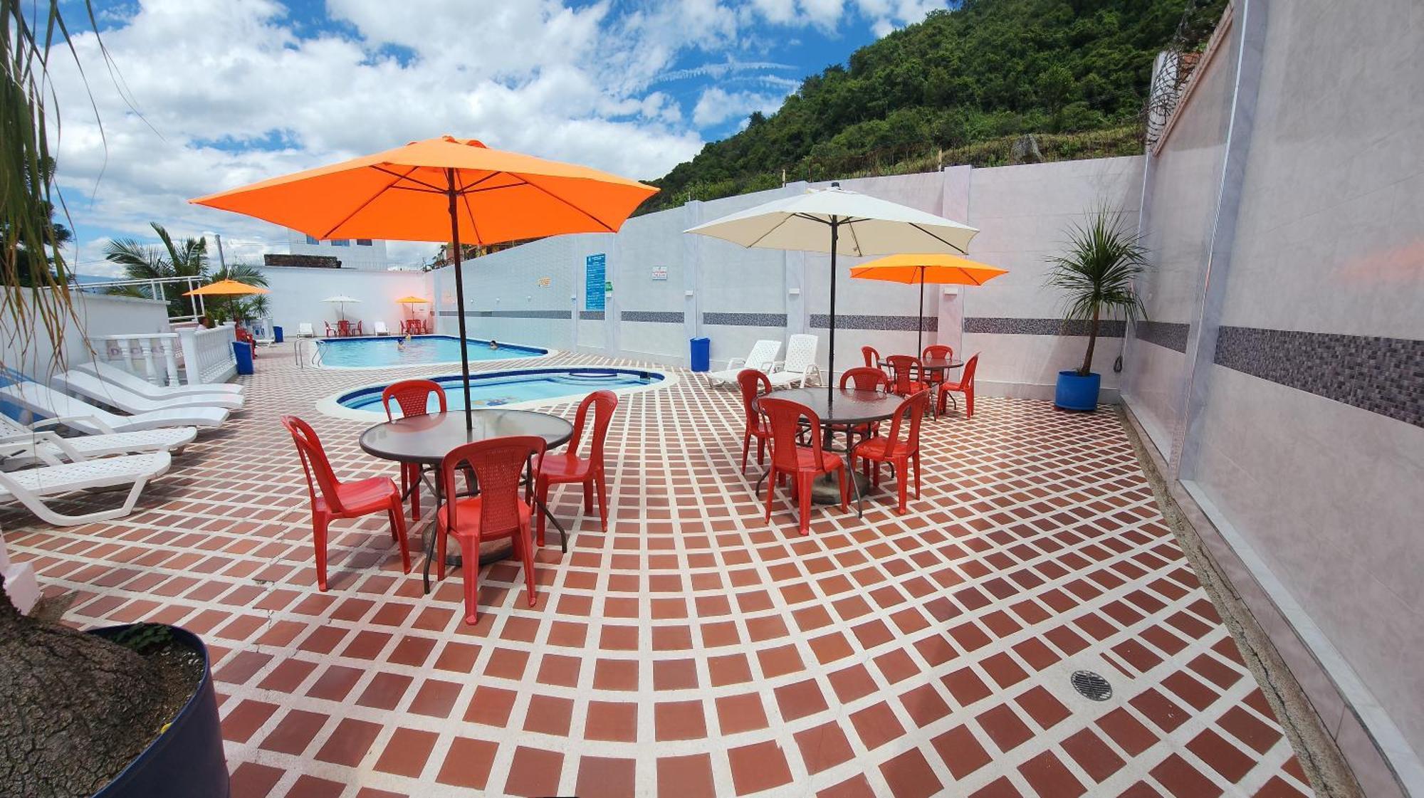 Hotel Emperador Barbosa  Esterno foto