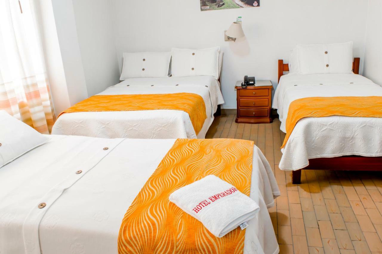 Hotel Emperador Barbosa  Camera foto